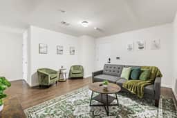 Urban Haven XL - NYC & Newark w/free parking