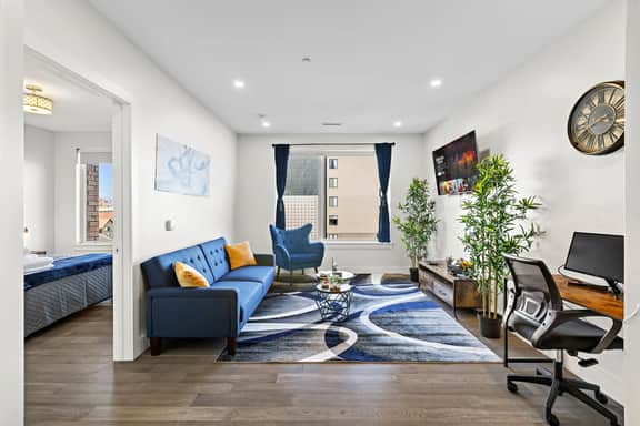 Cozy Stylish retreat - NYC & NWK w/free parking