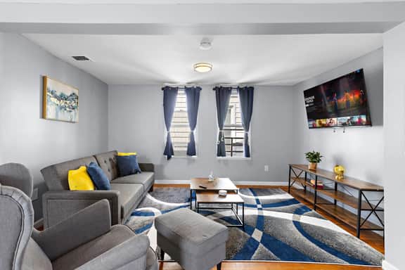 Peaceful Hideaway - NYC & NWK w/free parking