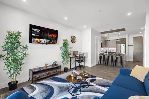 Cozy Stylish retreat - NYC & NWK w/free parking
